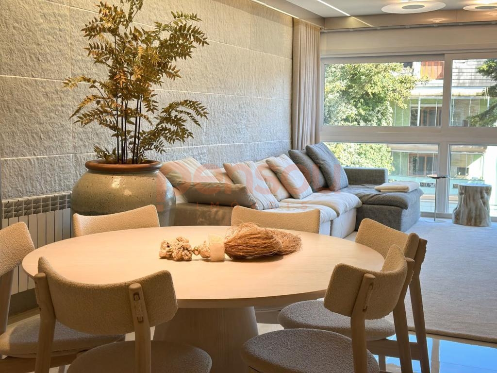 Apartamento 3 Dormitórios